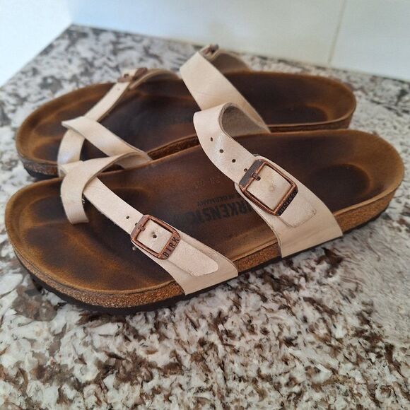 Birkenstock Cream Sandals - Picture 7 of 8